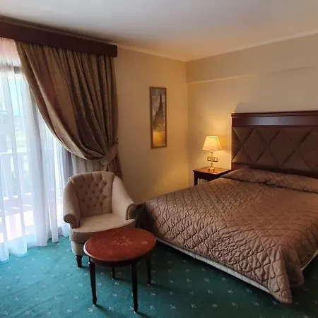 Hotel Aeton Melathron Tríkala