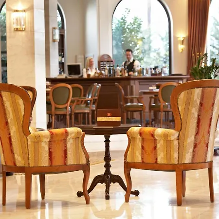 Aeton Melathron Hotel Tríkala