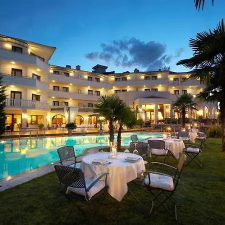 מלון Aeton Melathron