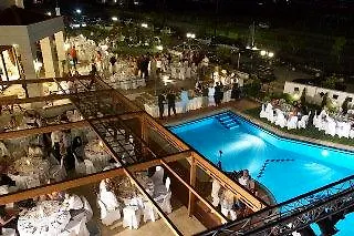 מלון Aeton Melathron