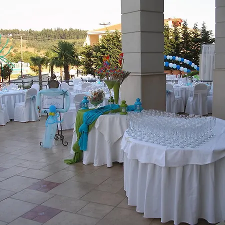 מלון Aeton Melathron טריקלה