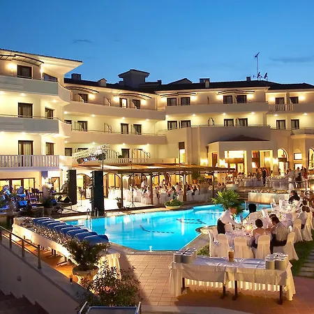 Aeton Melathron 4* טריקלה