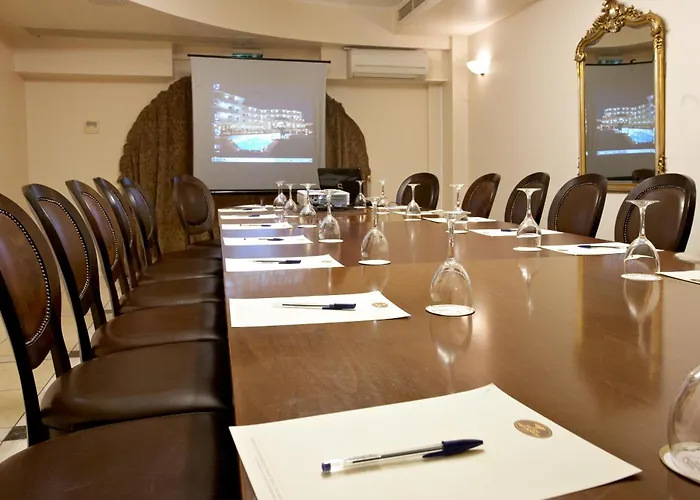 فندق Aeton Melathron 4*